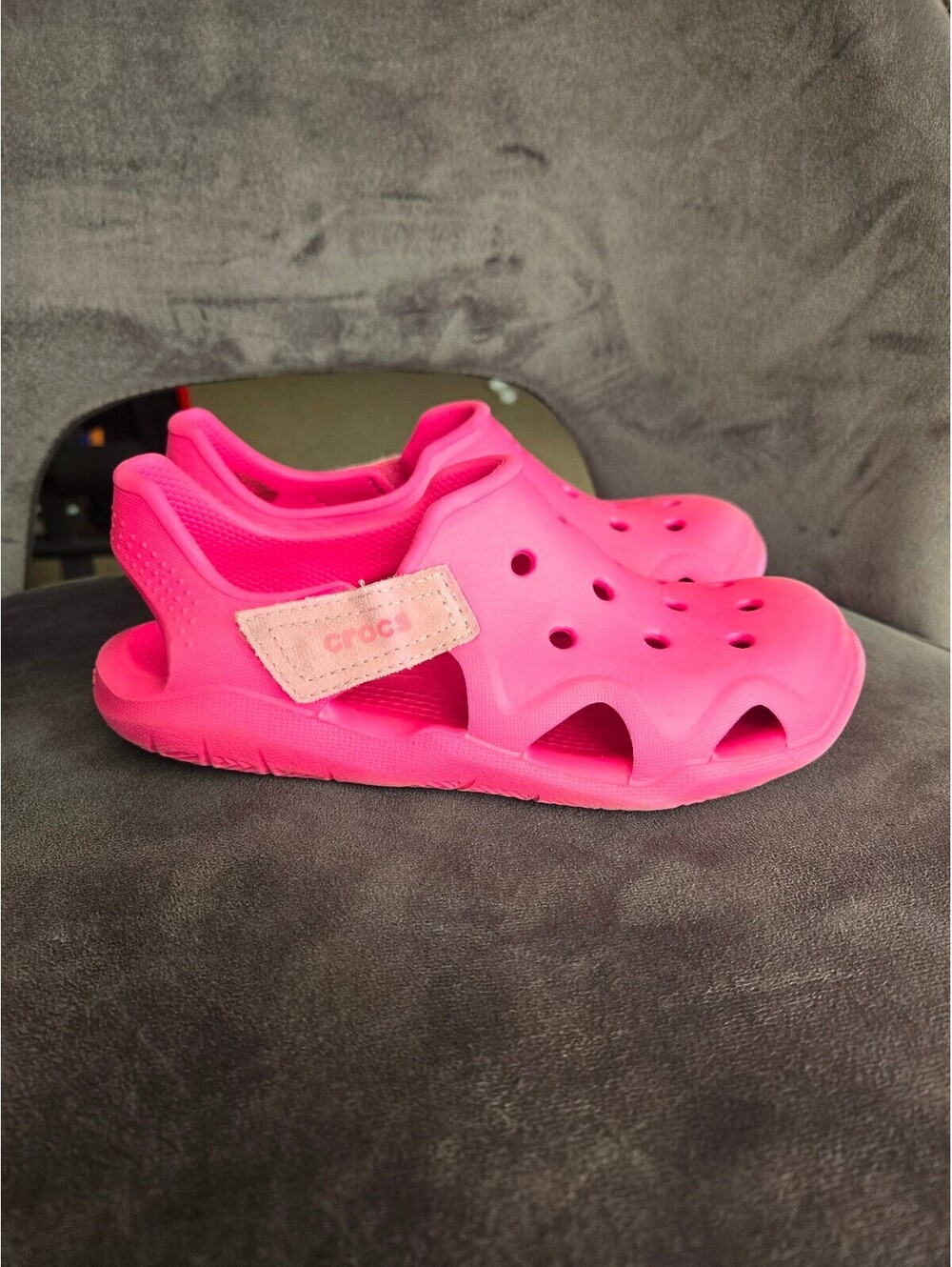 Crocs Swiftwater Wave Pink Kids Water Sandals Shoes Size C12